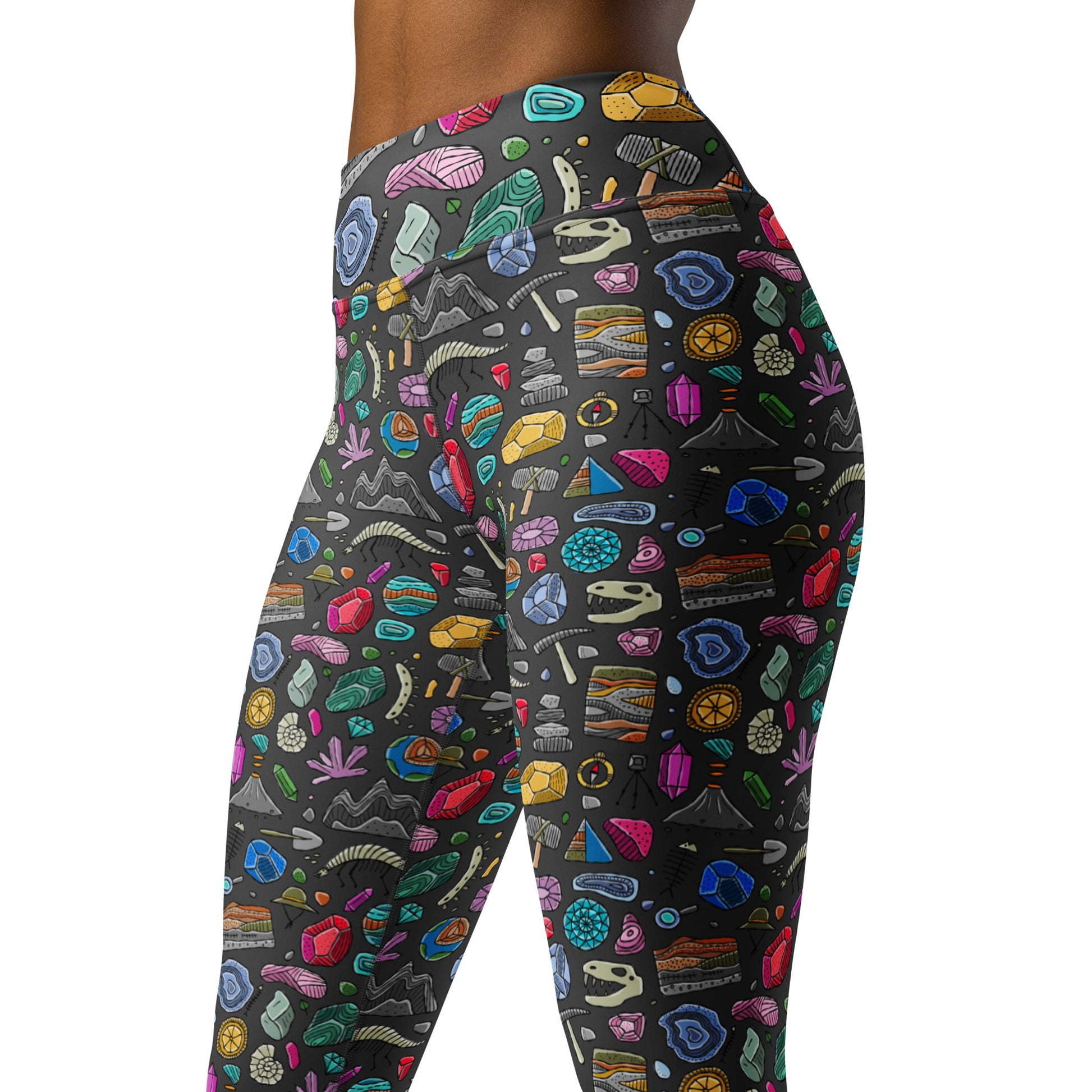 KUDRY yoga leggings with crystal and geology print – front close-up